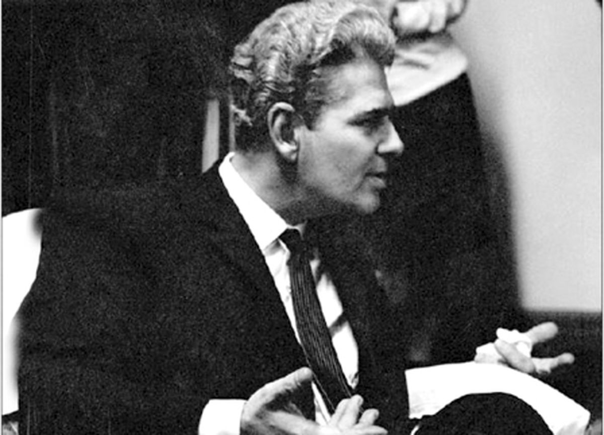 یادداشت آرش خوشخو درباره احمد شاملو
