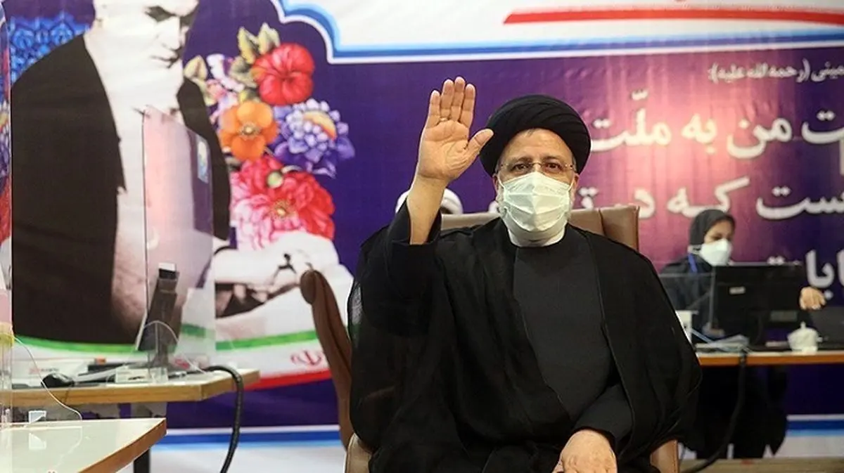 جشنواره انصراف؛ وزرای احمدی‌نژاد پشت رئیسی ایستادند