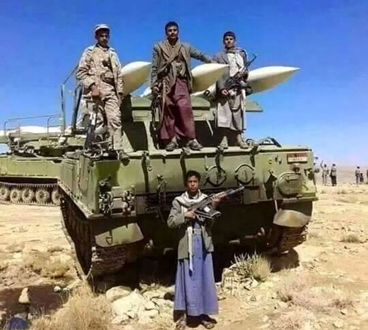 انصارالله:صدها موشک و پهپاد داریم/هر زمان بخواهیم عربستان را هدف می‌گیریم