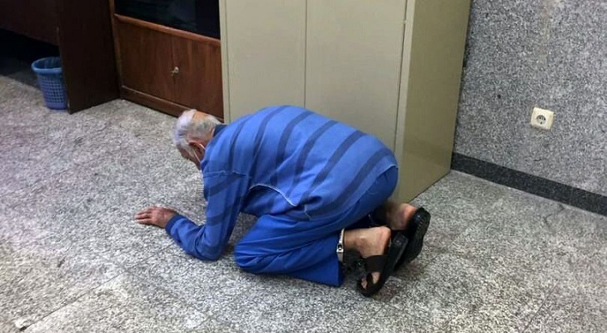 عکس | شکرگزاری پدر بابک خرمدین به خاطر قتل پسرش