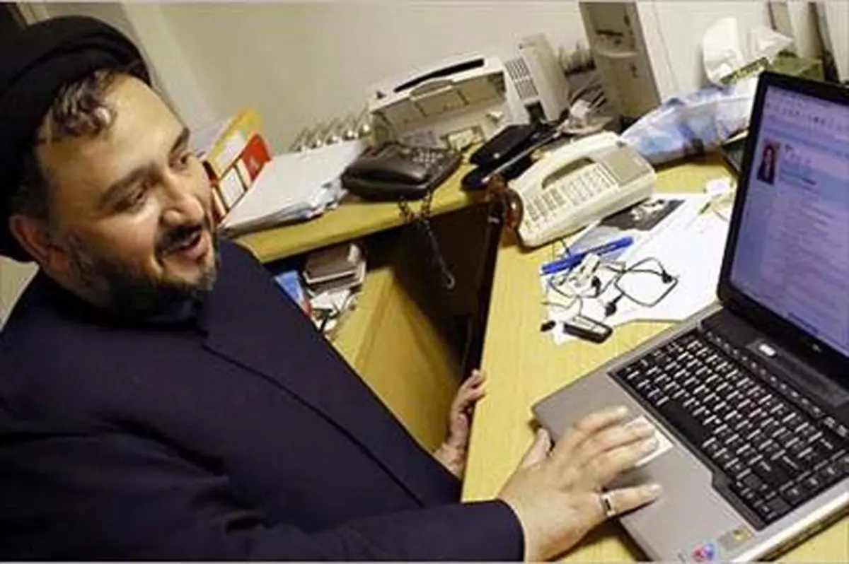 انتقاد ابطحی از پزشکان: بی‌جنبه نباشید!
