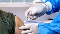 چرا مبتلایان به کرونا نباید واکسن بزنند؟