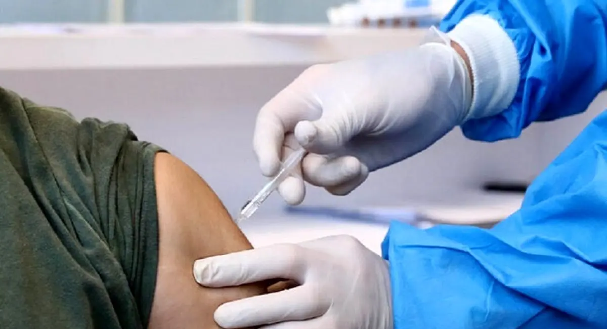 چرا مبتلایان به کرونا نباید واکسن بزنند؟