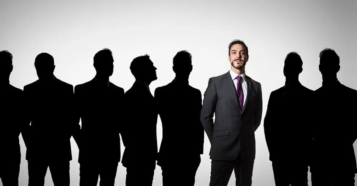 ۹ اشتباه در زبان بدن که مانع پیشرفت در کار می‌شود