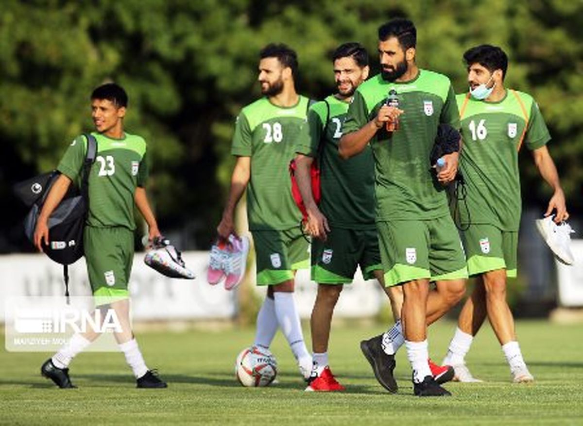 هیجان مسابقات تیم ملی فوتبال علیه مناظرهها