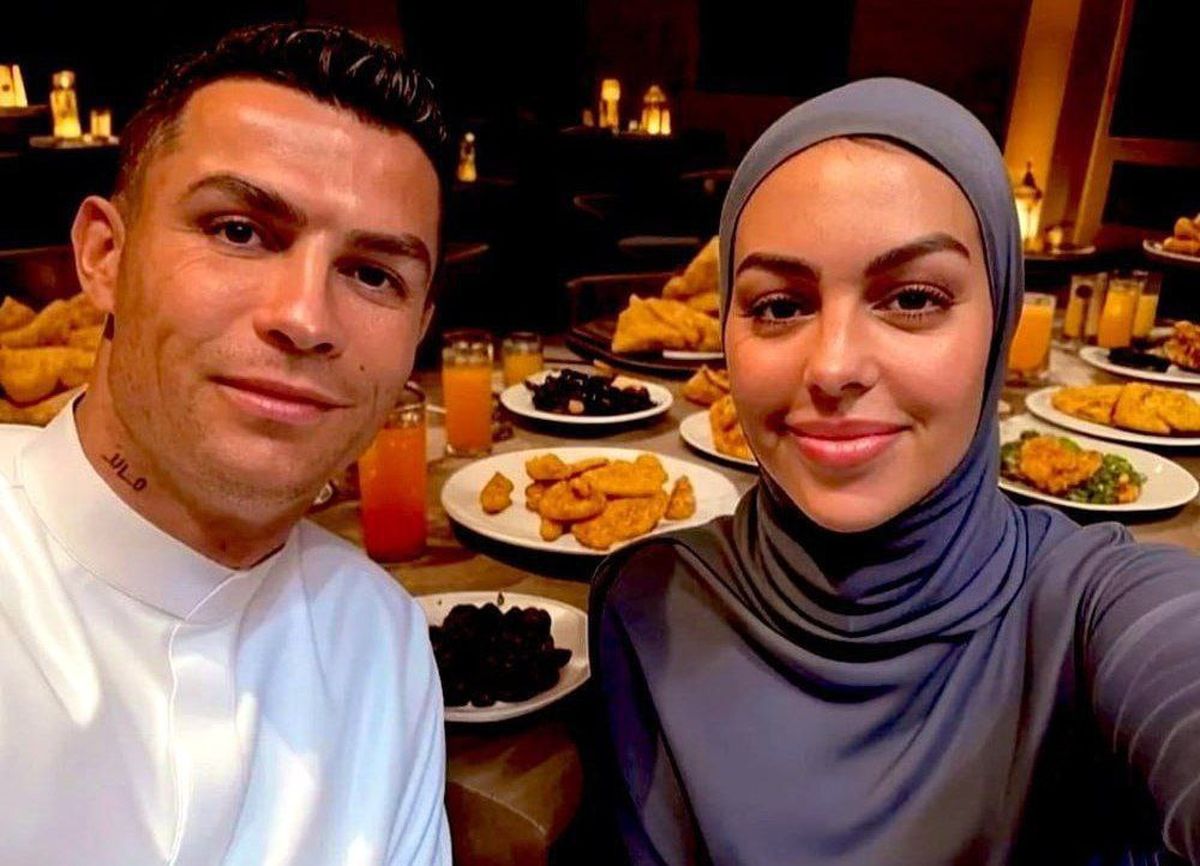 همسر رونالدو به مناسبت رمضان باحجاب میشود