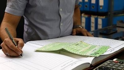 
مسافرکش زن، سارق طلا از آب درآمد
