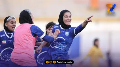 یک روز تأخیر در بازگشت خارجی‌های استقلال