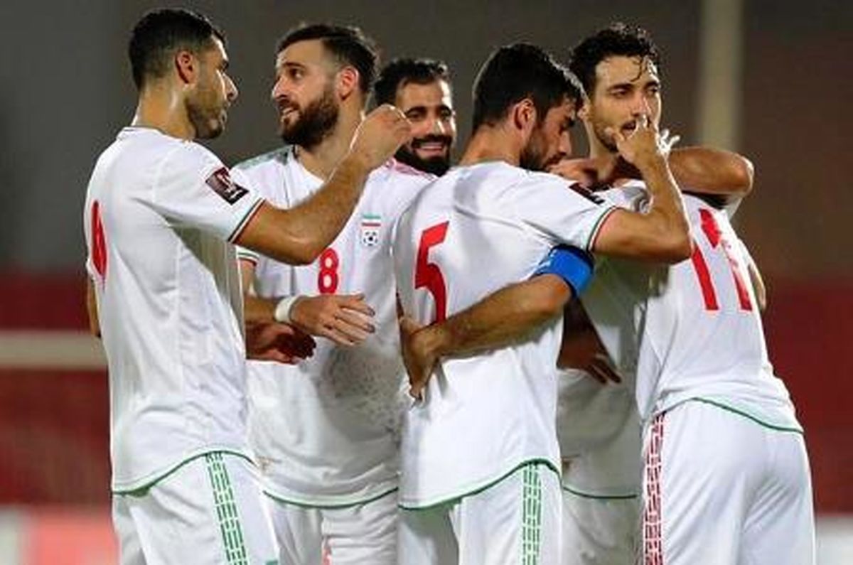 سوتیهای خیابانی در گزارش بازی ایران-هنگکنگ