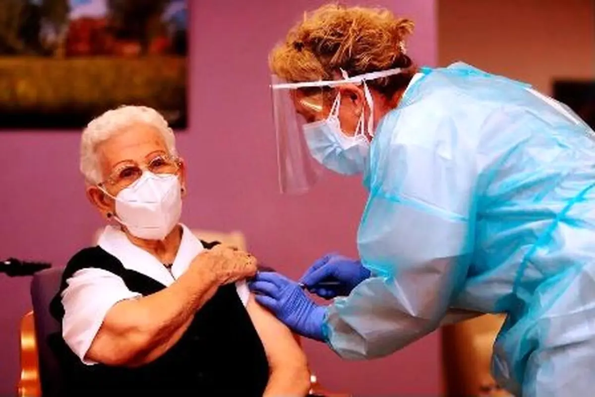 دریافت واکسن‌‌ ایمنی سالمندان را تضمین نمی‌کند!