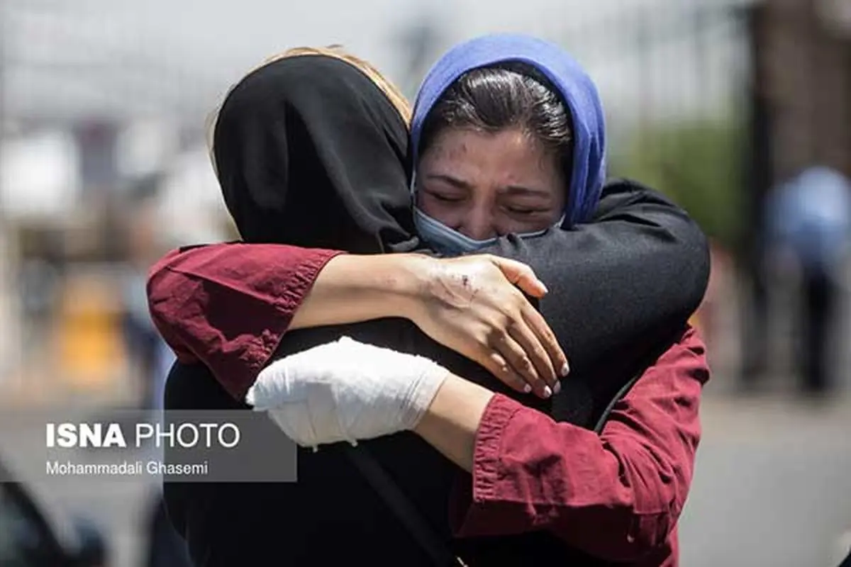ببینید | بازگشت مصدومان واژگونی اتوبوس خبرنگاران به تهران