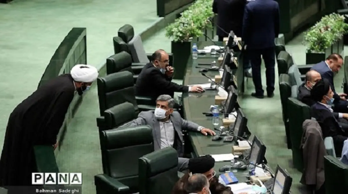 نماینده اصولگرای مجلس خواهان محاکمه رئیس‌جمهور شد