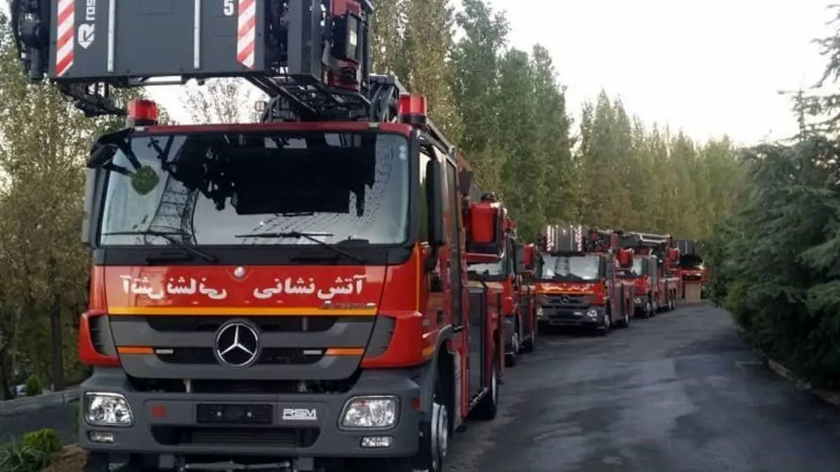ببینید، آتش‌سوزی در اهواز یک کشته به جای گذاشت