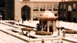 تماشا کنید| قدیمی‌ترین فیلم رنگی موجود از حرم امام رضا