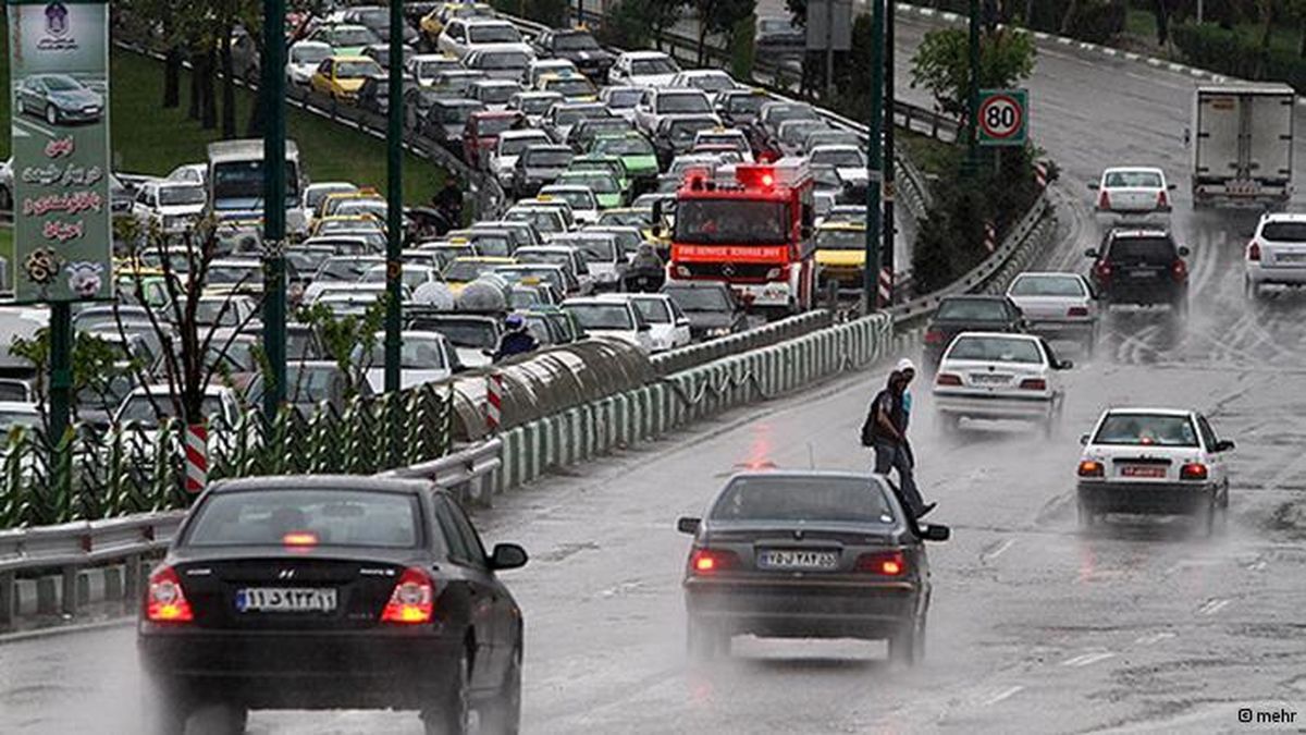 احتمال بارش باران در تهران و ۱۶ استان دیگر