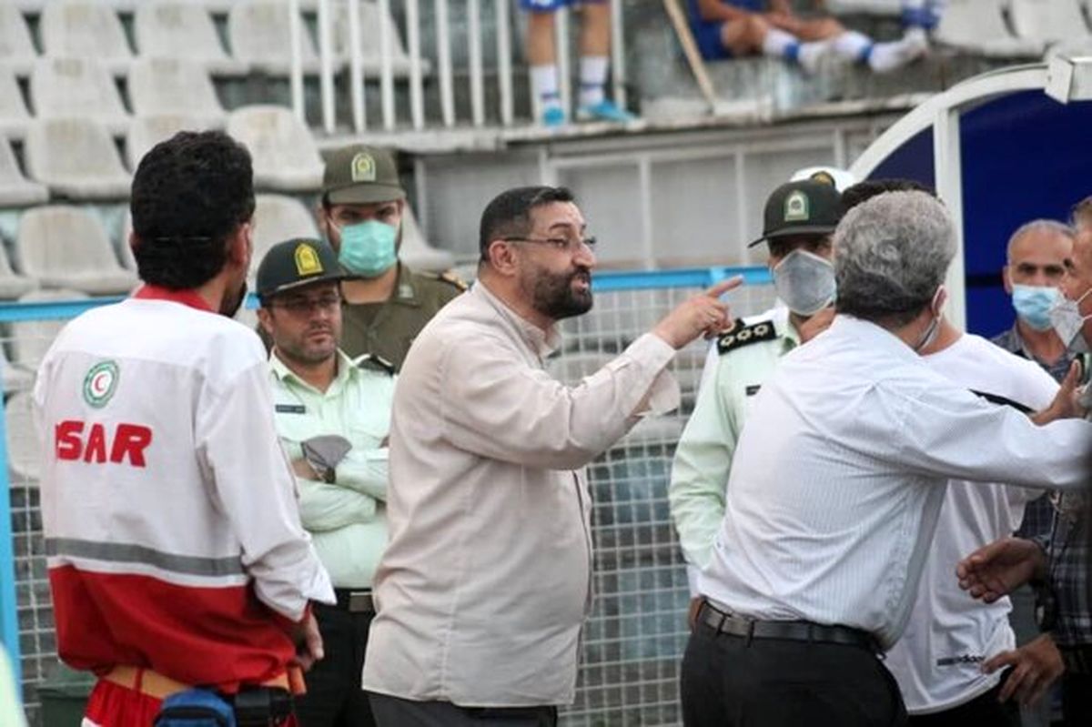 بهانه مدیر تیم گلریحان برای حمل اسلحه قلابی را ببینید