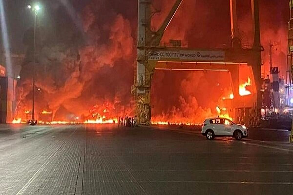 جزئیات انفجار شبانه در بندر دوبی