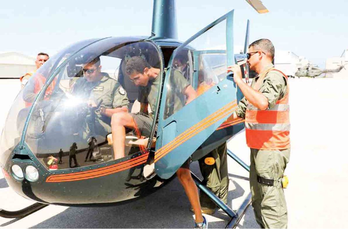 ارتش لبنان با بالگرد پول در میآورد