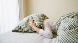 بی‌خوابی‌های شبانه برای سلامت روان خطرناک است