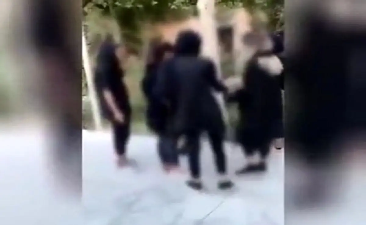 هلیا و دوستانش به اداره پلیس احضار شدند