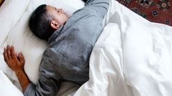 عادت‌های خواب درباره شخصیت ما چه می‌گویند؟