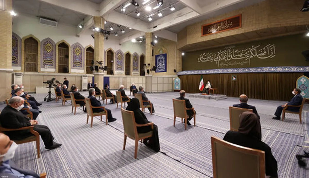 آخرین دیدار روحانی و هیئت دولت دوازدهم با رهبر انقلاب