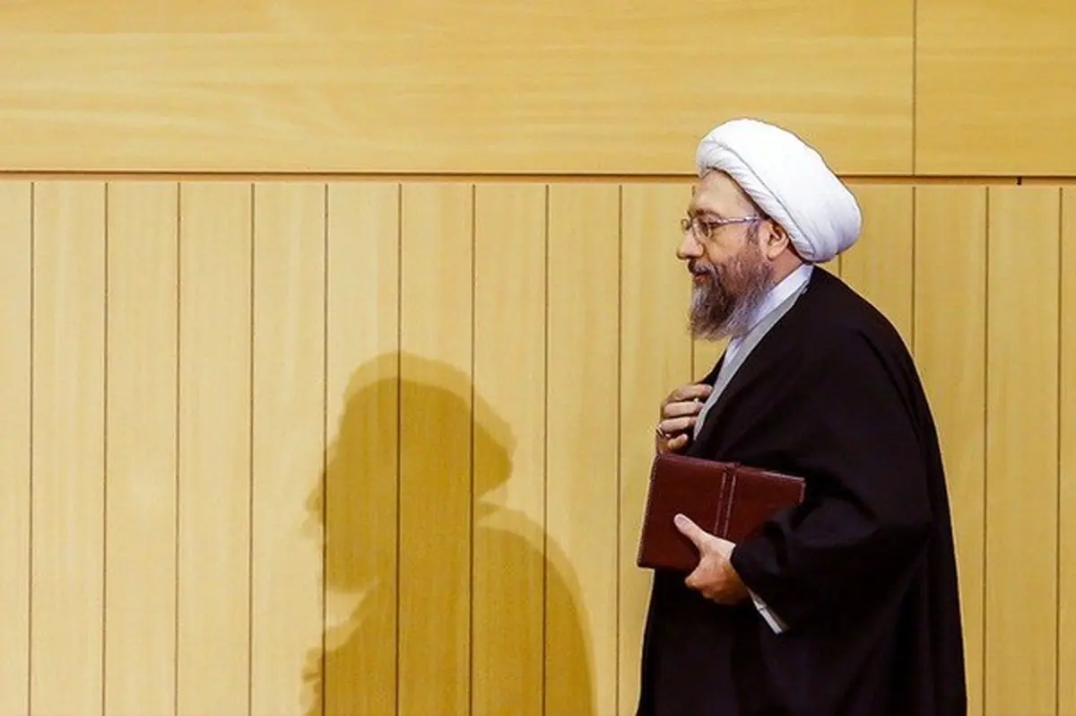 ماجرای امضا نشدن اعتبار نامه رئیسی توسط آملی لاریجانی چه بود؟