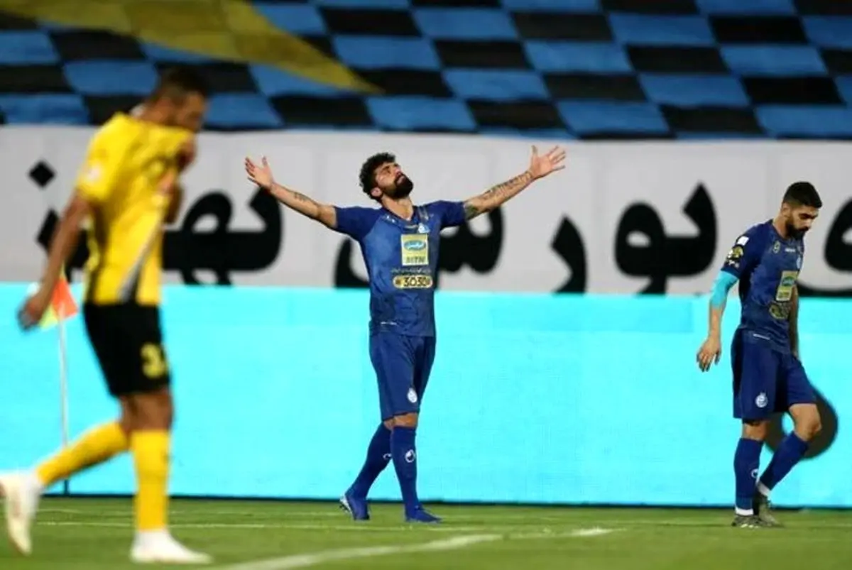 سه خبر مهم درباره نقل‌و‌انتقالات استقلال، پرسپولیس و...