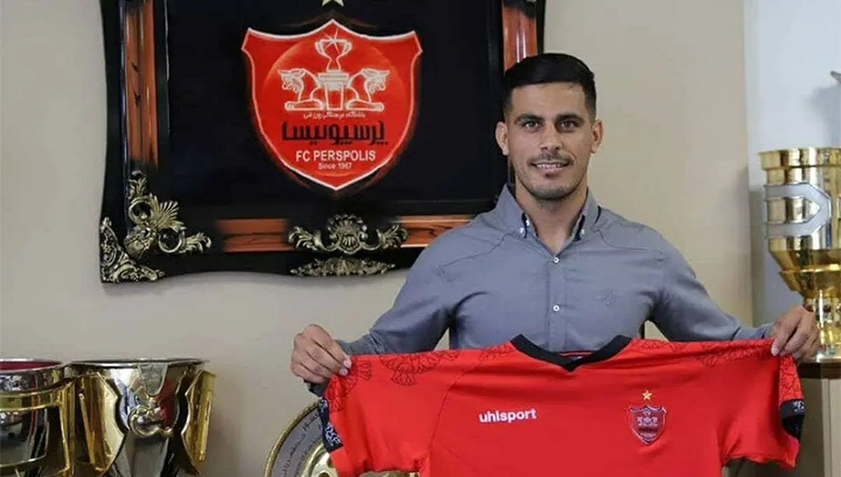 ببینید | رونمایی از بازیکن جدید پرسپولیس زیر برج آزادی!