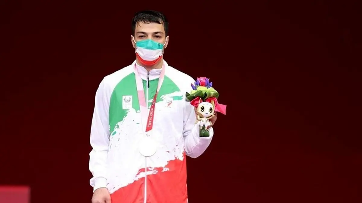 ویدئو | خوشحالی بامزه قهرمان ایرانی پس از کسب طلای پارالمپیک