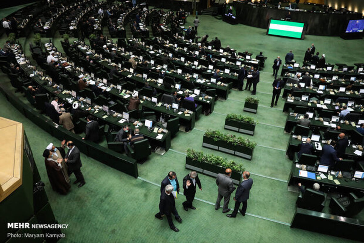 نگرانی مجلس در مورد مرخصیهای مهدی هاشمی و حسین فریدون