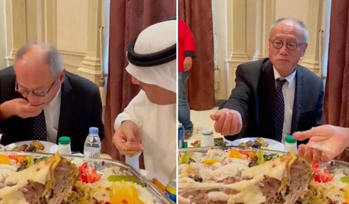 ویدئو | تلاش سفیر ژاپن در عربستان برای غذا خوردن با دست!