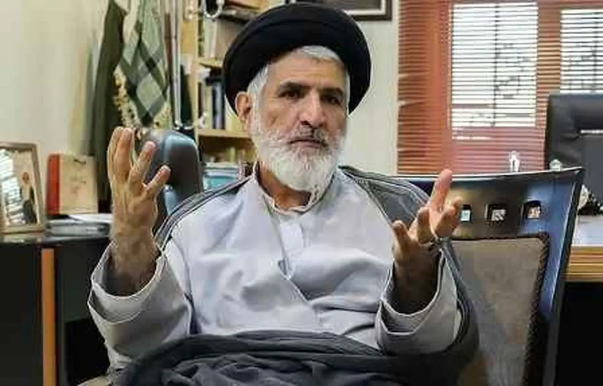 حاشیه‌های ادامه‌‌دار یک خداحافظی