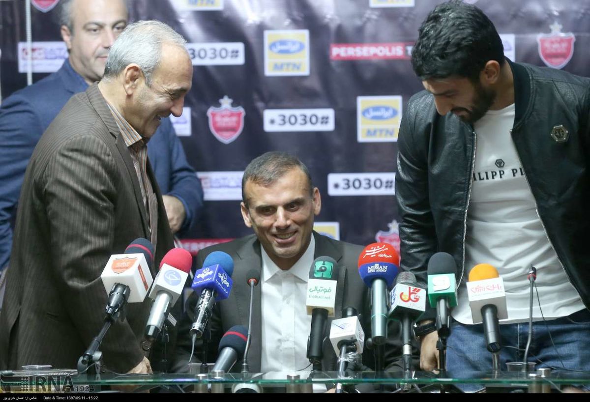 سید جلال حسینی: بازی سختی مقابل استقلال درپیش داریم