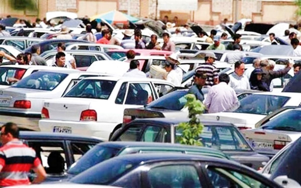 تحقیر دلار به دست پراید صندوقدار
