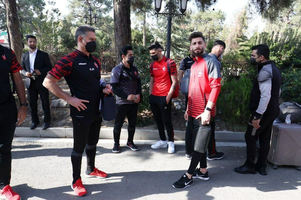 سرگردانی کاروان پرسپولیس در فضای سبز فرودگاه