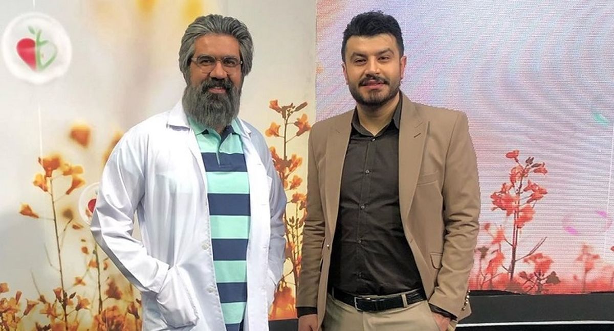 ببینید | لو رفتن شماره مجری برنامه طبیب روی آنتن زنده