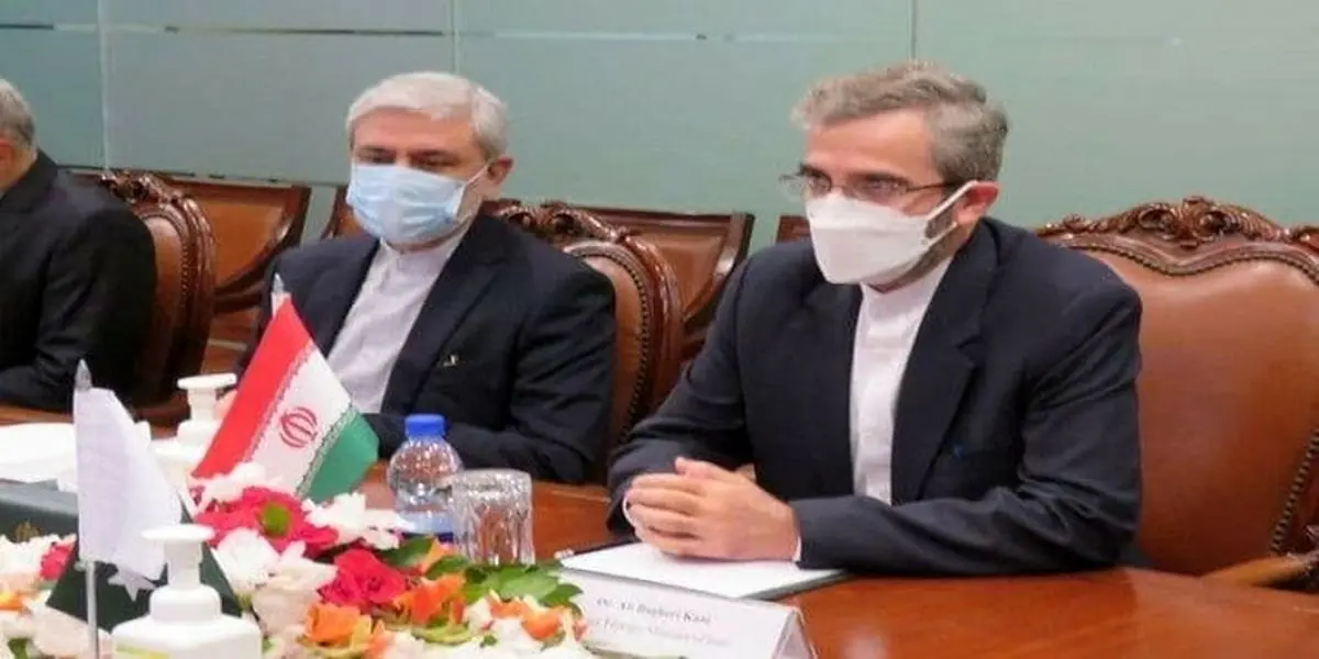سفارت پاکستان: وارونه گذاشتن پرچم ایران عمدی نبود