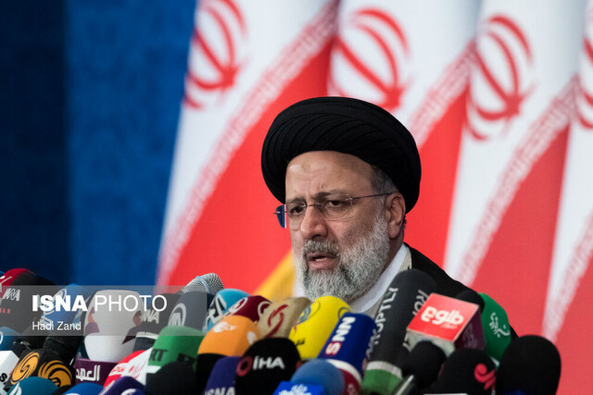 ببینید | واکنش رییسی به انتقادات از انتصاب فامیلی و رانتی در دولتش