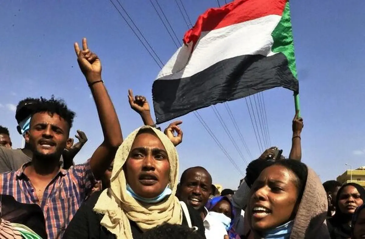 کودتا در سودان‌ به روایت یک زن ایرانی