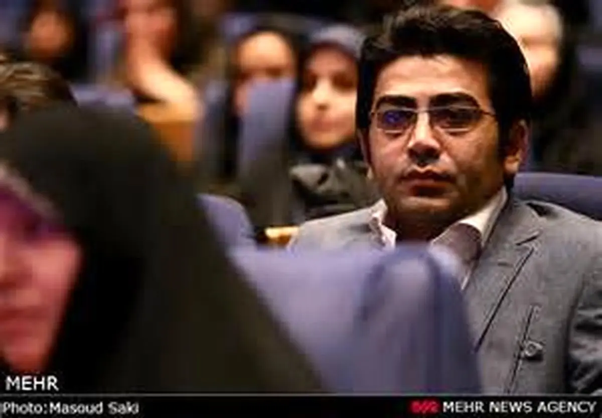 تکذیب مرگ «فرزاد حسنی» در تصادف رانندگی