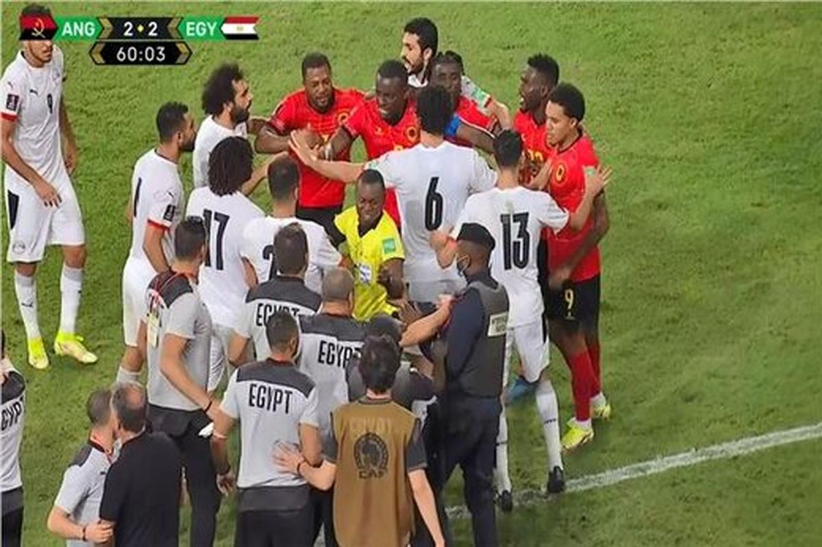 ویدئو | حادثه برای کیروش در مقدماتی جامجهانی ۲۰۲۲