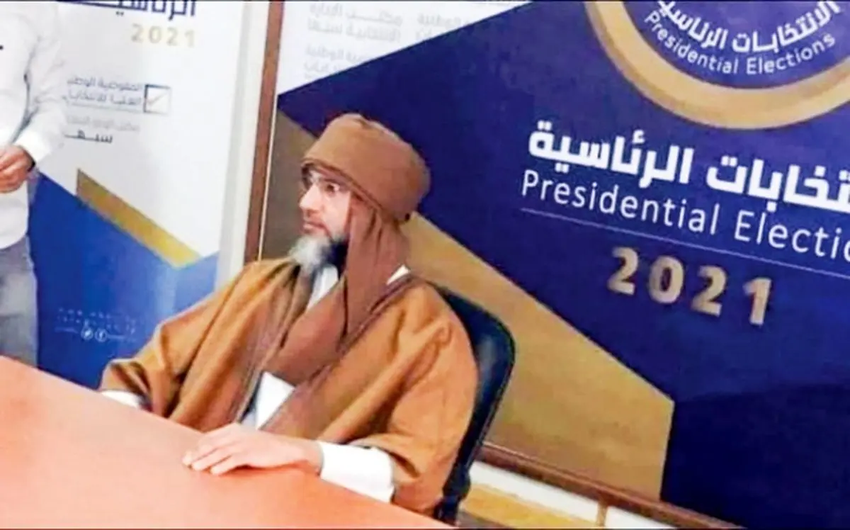 لباس ‌عجیب ‌سیف‌الاسلام فرزند ‌قذافی