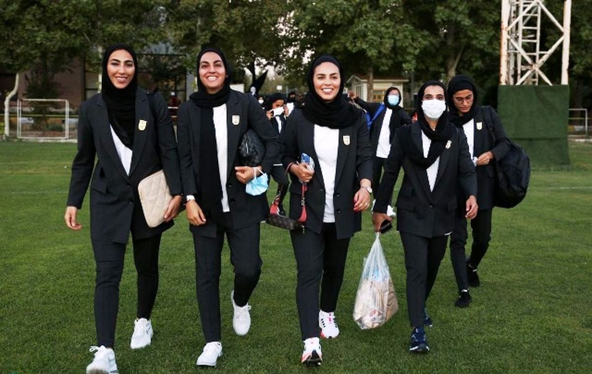 ۱۵سال بخشنامه برای مد و لباس