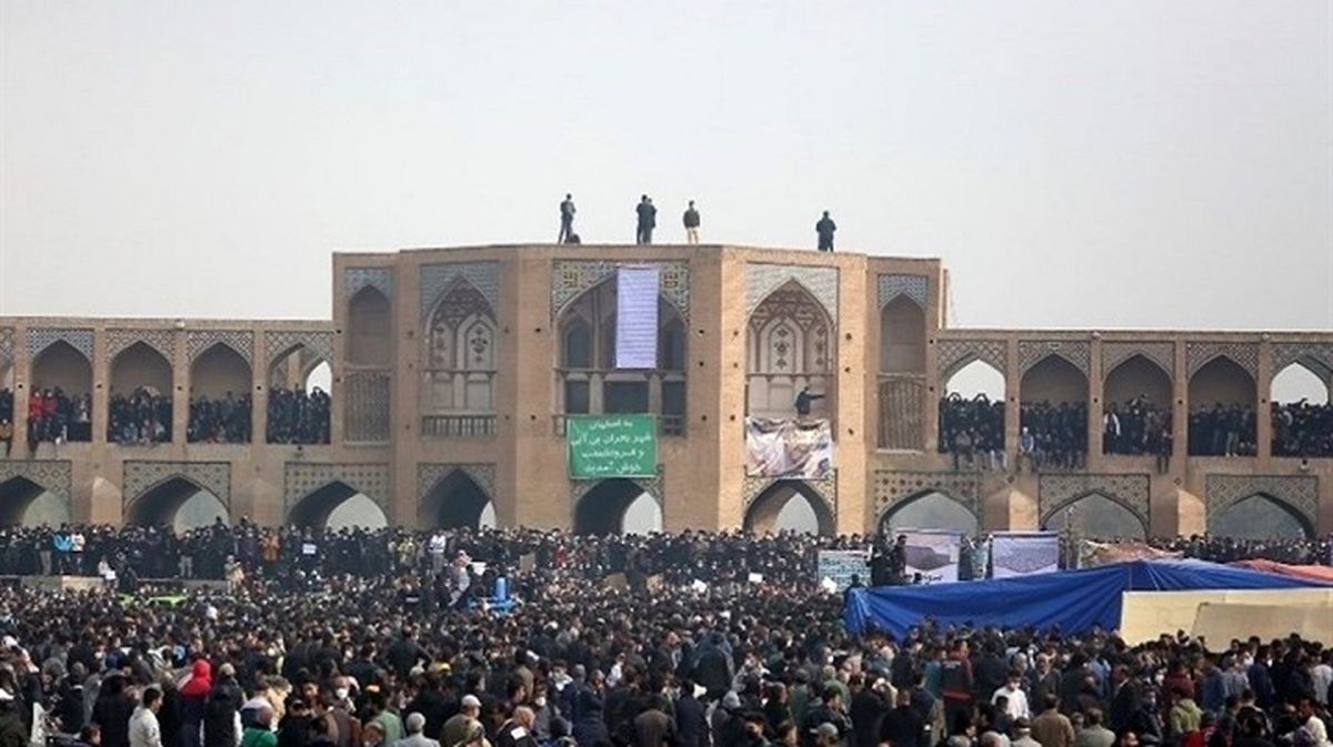 هشدار دادستانی اصفهان؛ هر گونه تجمعی ممنوع است