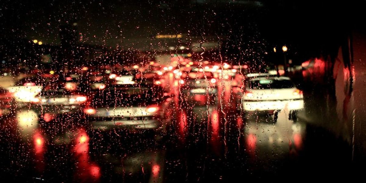 تماشا کنید | ترافیک سنگین شب یلدا در خیابانهای تهران