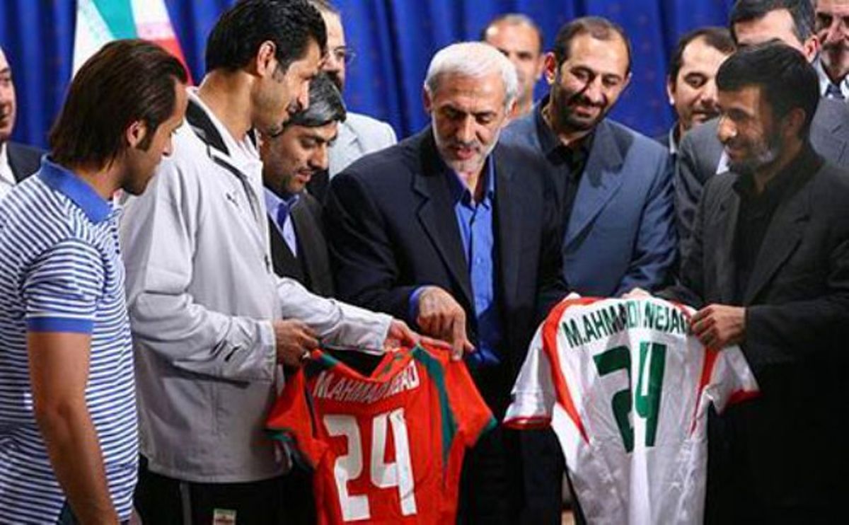 افشاگری پس از ۱۲ سال؛ دایی را احمدینژاد برکنار کرد