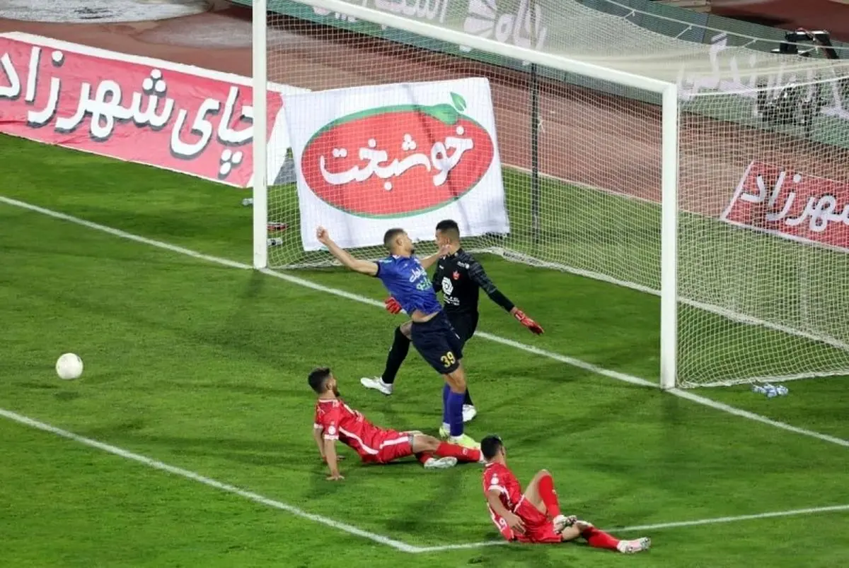 توضیحات فدراسیون درباره حذف پرسپولیس و استقلال از آسیا