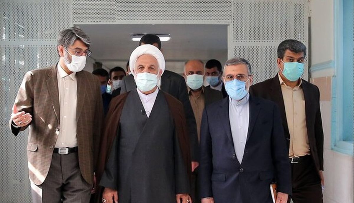 ببینید | برخورد محکم اژهای با کارمند دادسرای دولت