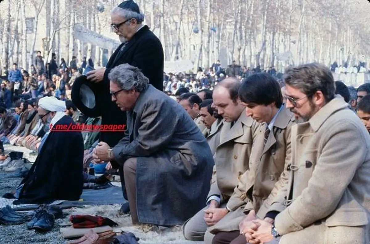 داستان دیپلمات آمریکایی در نماز جمعه تهران